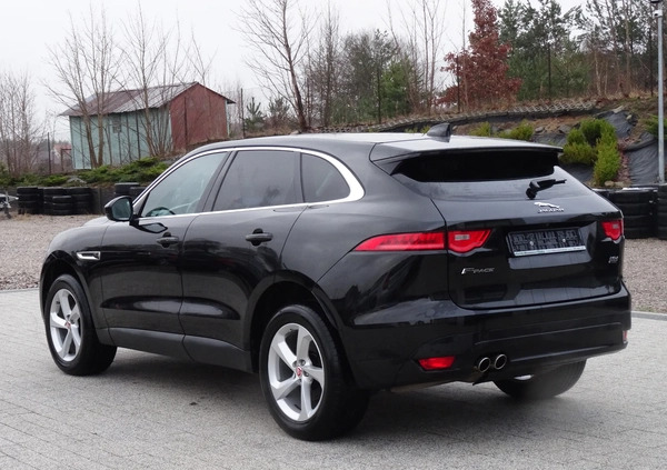 Jaguar F-Pace cena 89999 przebieg: 216000, rok produkcji 2016 z Stęszew małe 191